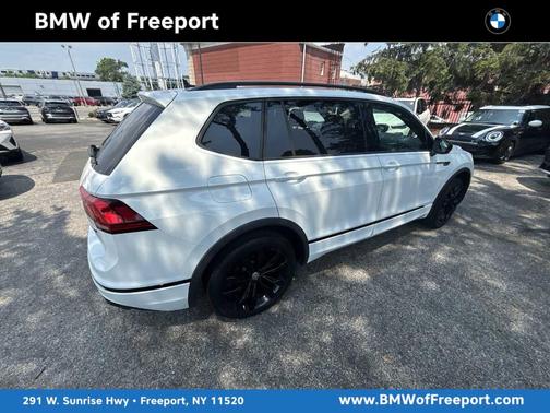 2021 Volkswagen Tiguan 2.0T SE R-Line Black
