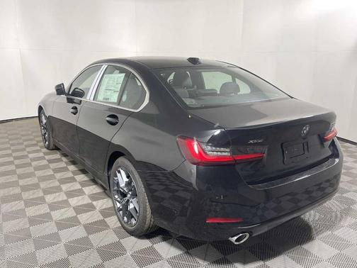 2025 BMW 330 i xDrive
