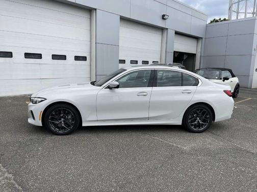 2025 BMW 330 i xDrive