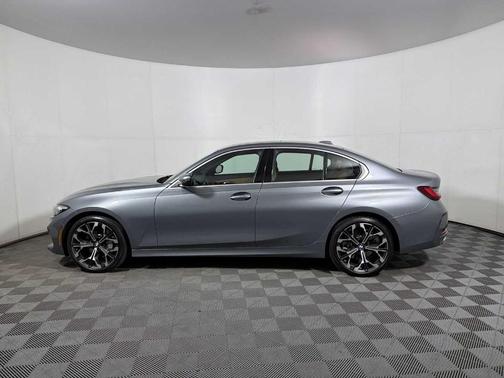 2025 BMW 330 i xDrive