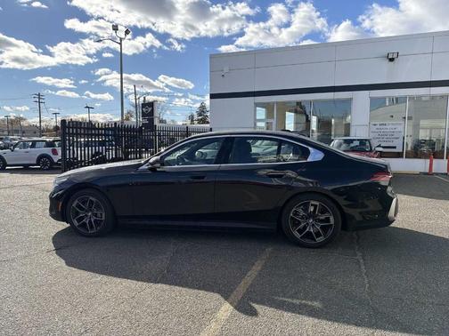 2026 BMW i5 xDrive40