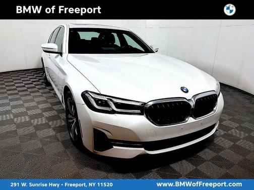 Mineral White Metallic 2023 BMW 530 i xDrive