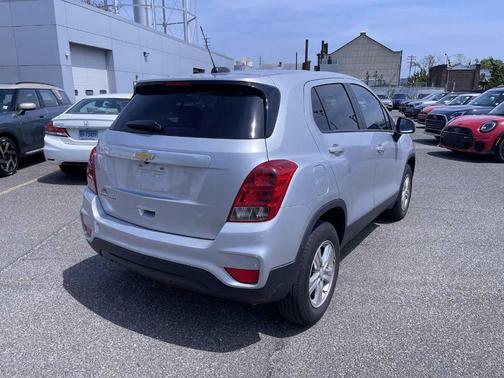 2022 Chevrolet Trax LS