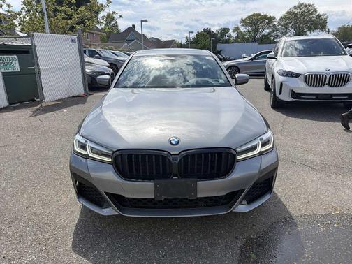 Skyscraper Gray Metallic 2023 BMW 530 i xDrive