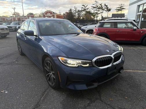 2022 BMW 330 i xDrive