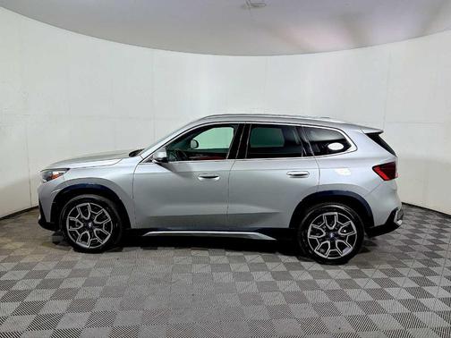 Space Silver 2025 BMW X1 xDrive28i