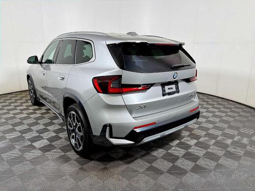 Space Silver 2025 BMW X1 xDrive28i