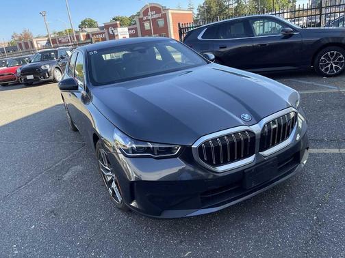 2025 BMW i5 xDrive40