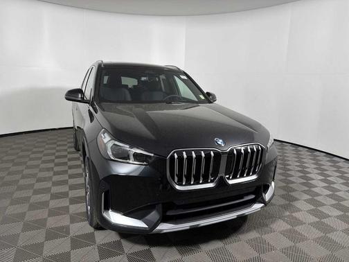 Black Sapphire Metallic 2026 BMW X1 xDrive28i