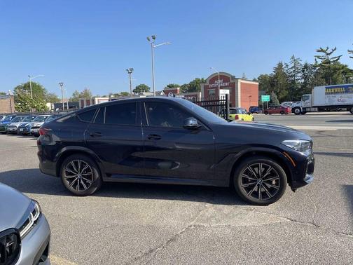 2023 BMW X6 xDrive40i