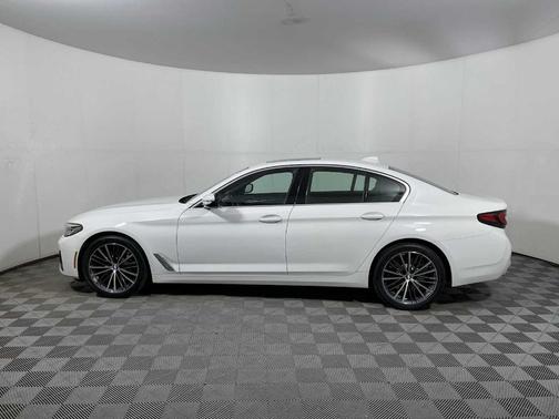 2023 BMW 540 i xDrive