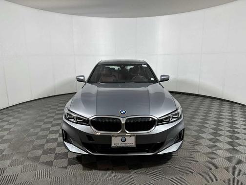 2025 BMW 330 i xDrive