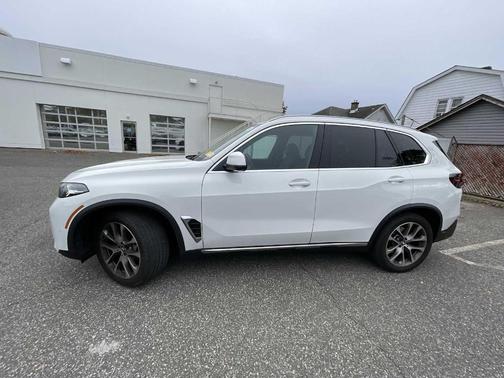 2024 BMW X5 xDrive40i