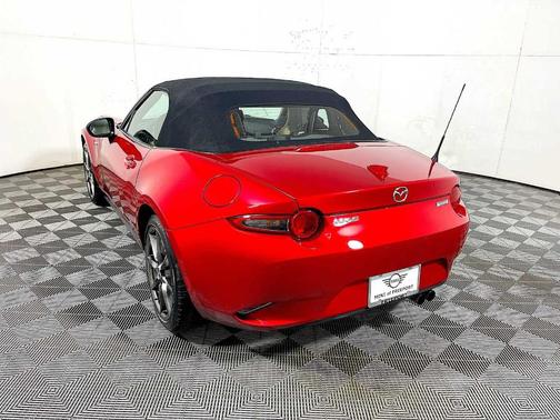 2016 Mazda MX-5 Miata Grand Touring