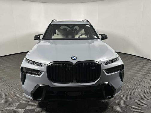 2026 BMW X7 M60i
