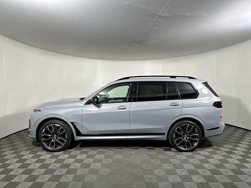 2026 BMW X7 M60i