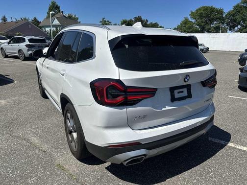 Mineral White Metallic 2024 BMW X3 xDrive30i