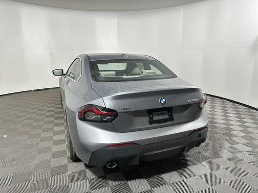 2026 BMW 230 i xDrive