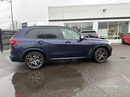 2023 BMW X5 M50i