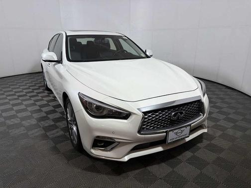 Majestic White 2023 INFINITI Q50 LUXE