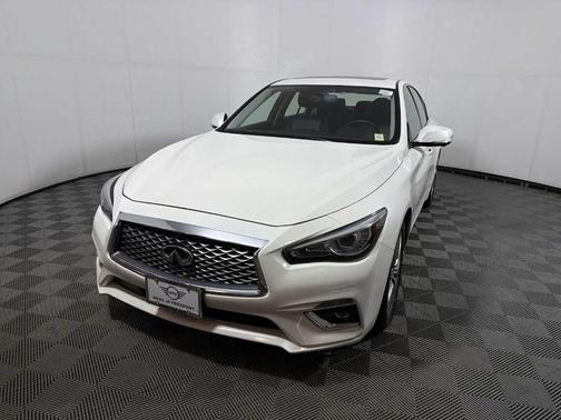 Majestic White 2023 INFINITI Q50 LUXE