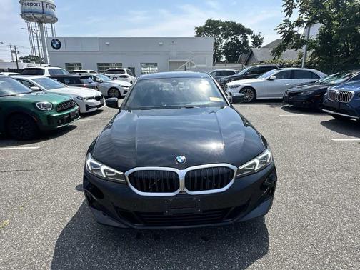 2023 BMW 330 i xDrive