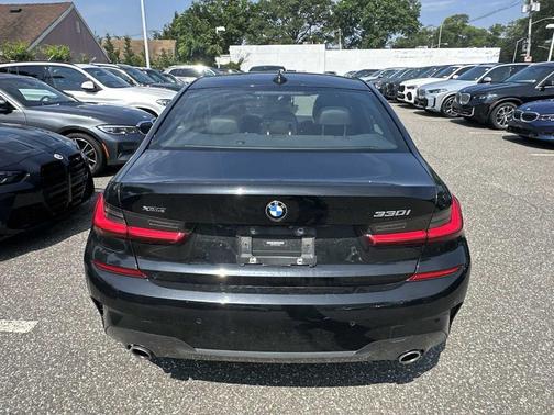 2019 BMW 330 i xDrive