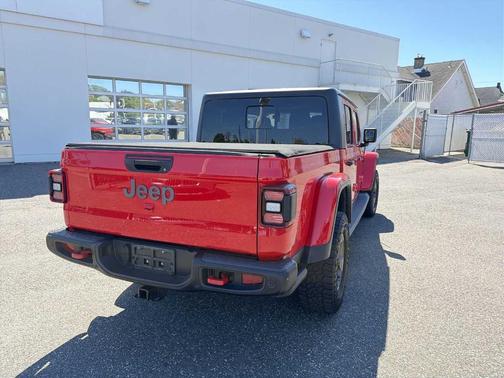 Firecracker Red Clearcoat 2020 Jeep Gladiator Rubicon
