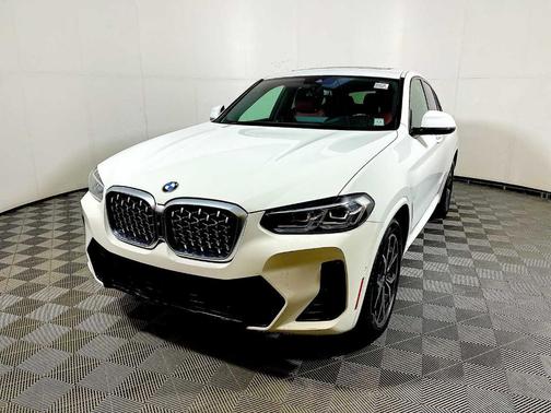 2023 BMW X4 xDrive30i