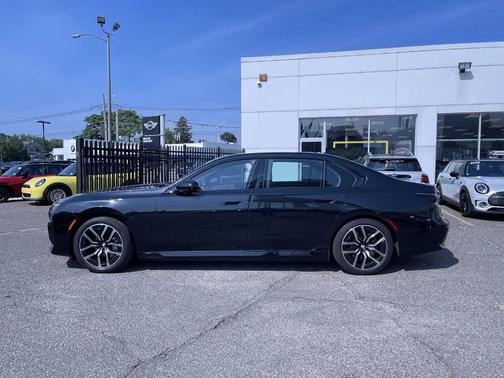 2024 BMW i7 xDrive60
