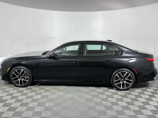 2024 BMW i7 xDrive60