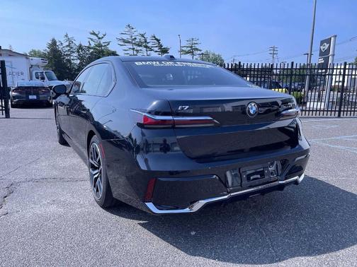 2024 BMW i7 xDrive60