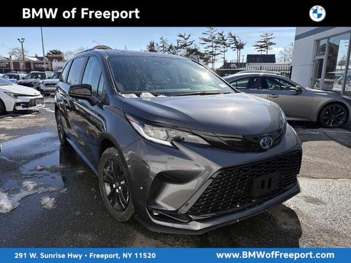 2025 Toyota Sienna XSE 7 Passenger