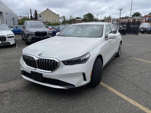 2024 BMW i5 eDrive40