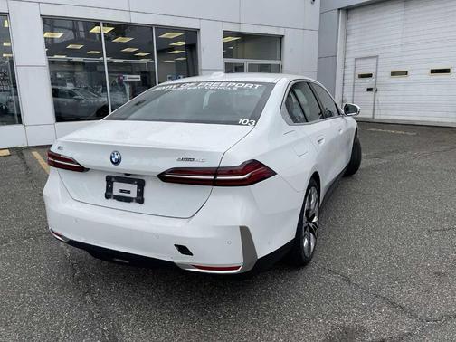 2024 BMW i5 eDrive40