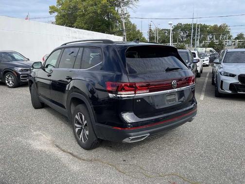 2024 Volkswagen Atlas 2.0T SE