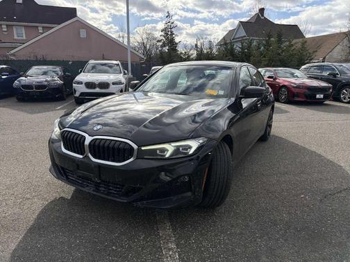 2023 BMW 330 i xDrive