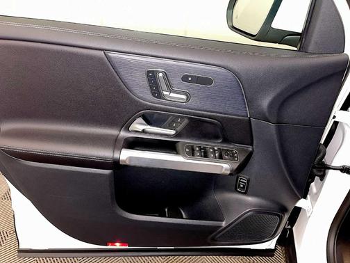 2023 Mercedes-Benz GLB 250 Base 4MATIC