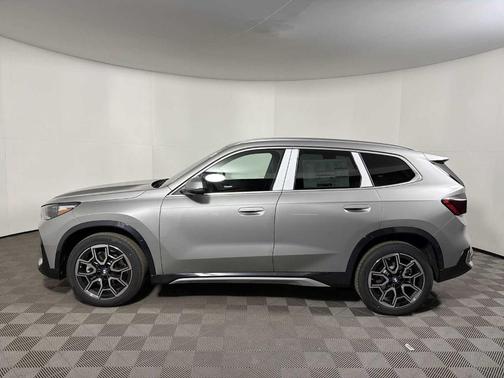 Space Silver 2026 BMW X1 xDrive28i