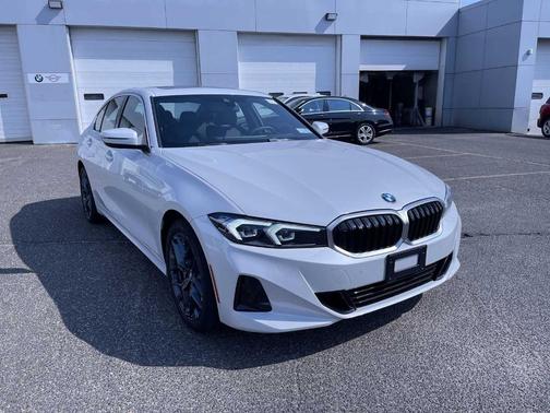 2025 BMW 330 i xDrive