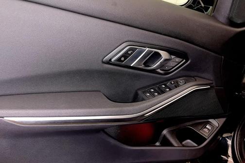 Black Sapphire Metallic 2021 BMW 330 i xDrive