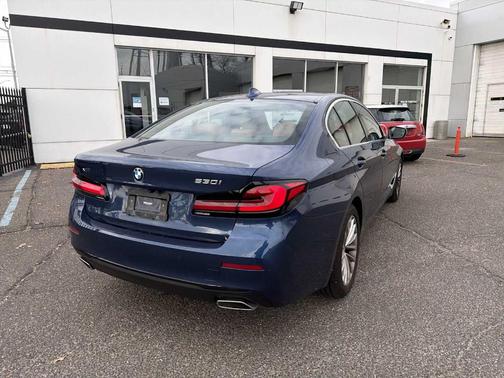 2023 BMW 530 i xDrive