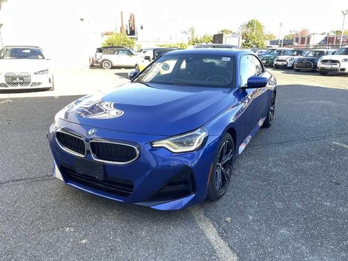 2025 BMW 230 i xDrive