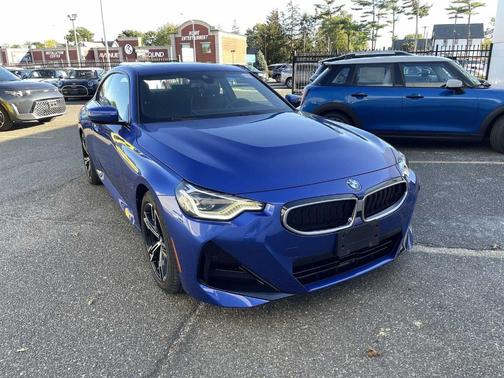 2025 BMW 230 i xDrive