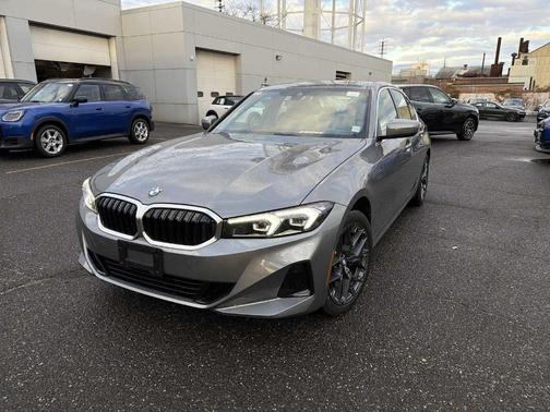 2025 BMW 330 i xDrive