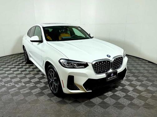 2022 BMW X4 xDrive30i