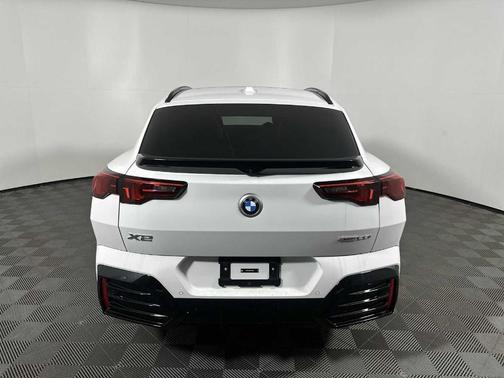 2026 BMW X2 xDrive28i