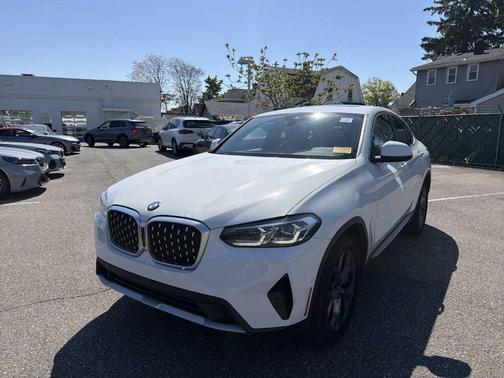 Alpine White 2025 BMW X4 xDrive30i