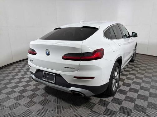 Alpine White 2025 BMW X4 xDrive30i