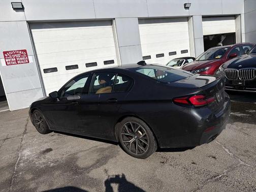 2023 BMW 530 i xDrive